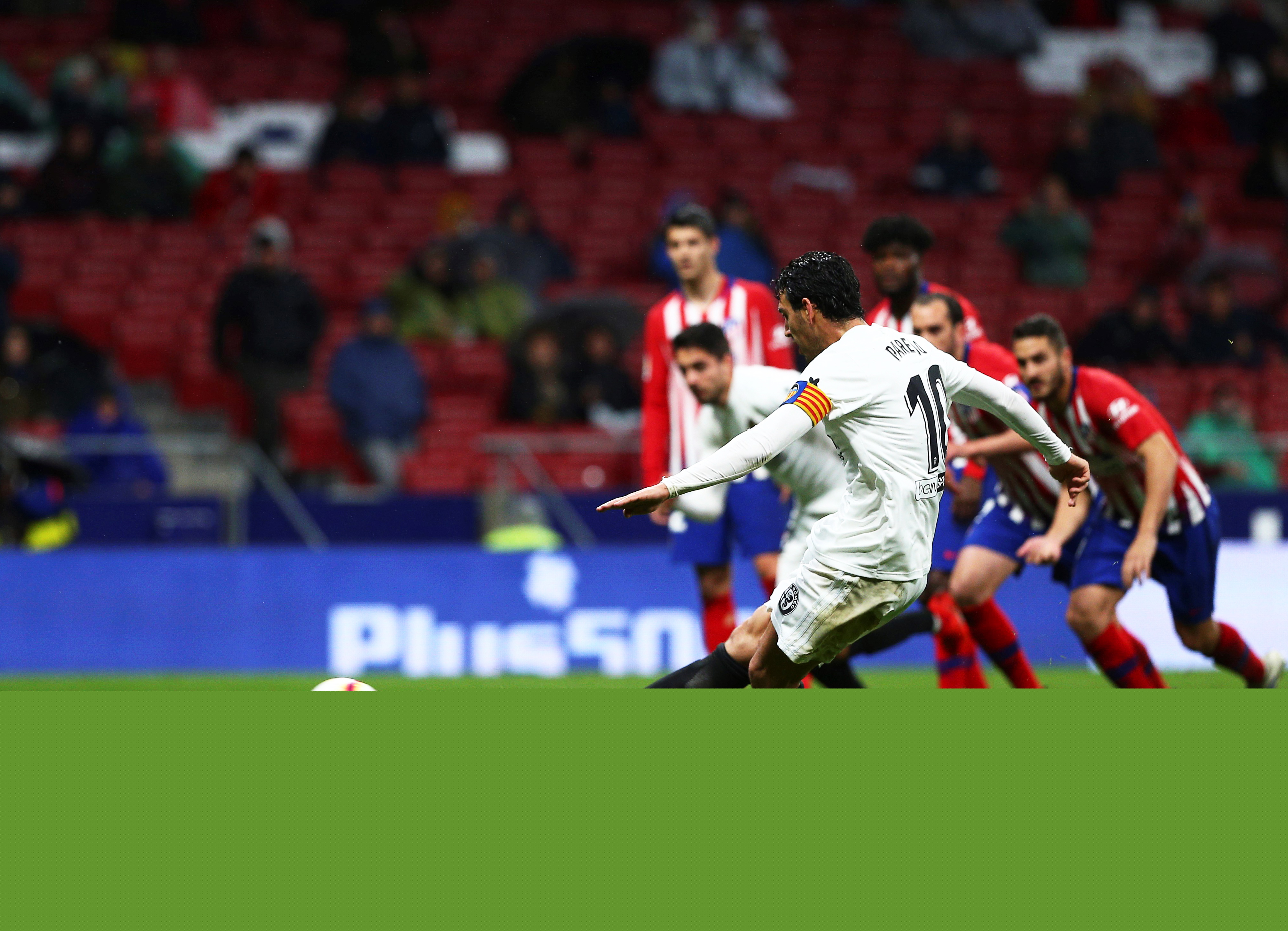 【新闻】富士康：肯定做半导体，但绝对不会做晶圆厂